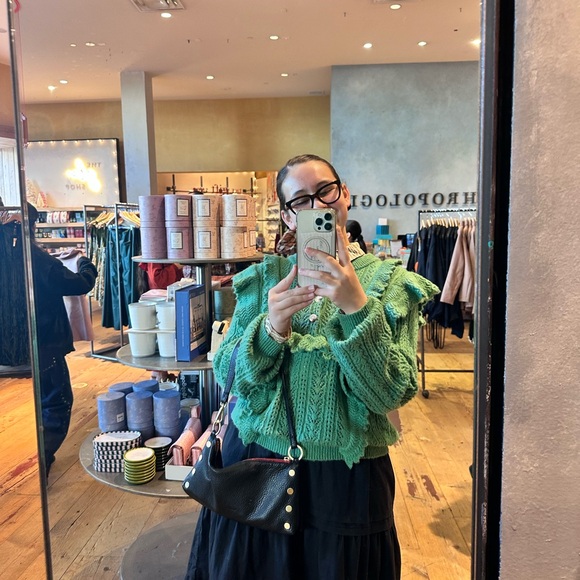 Meet your Posher, Rori - Picture 5 of 6